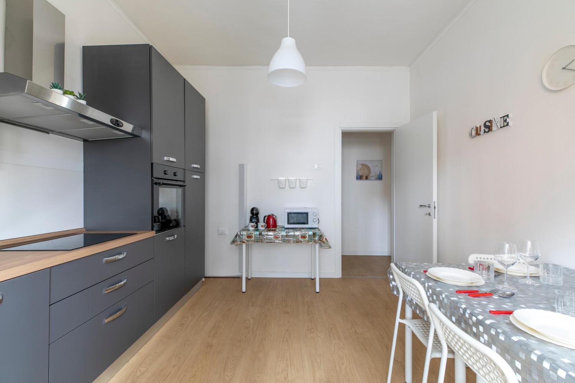 Casa Graziella - A 2 Passi Dal Centro E Stazione Di 维罗纳 外观 照片